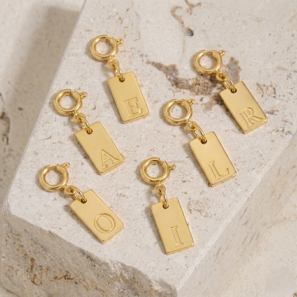 Lettréa Charm