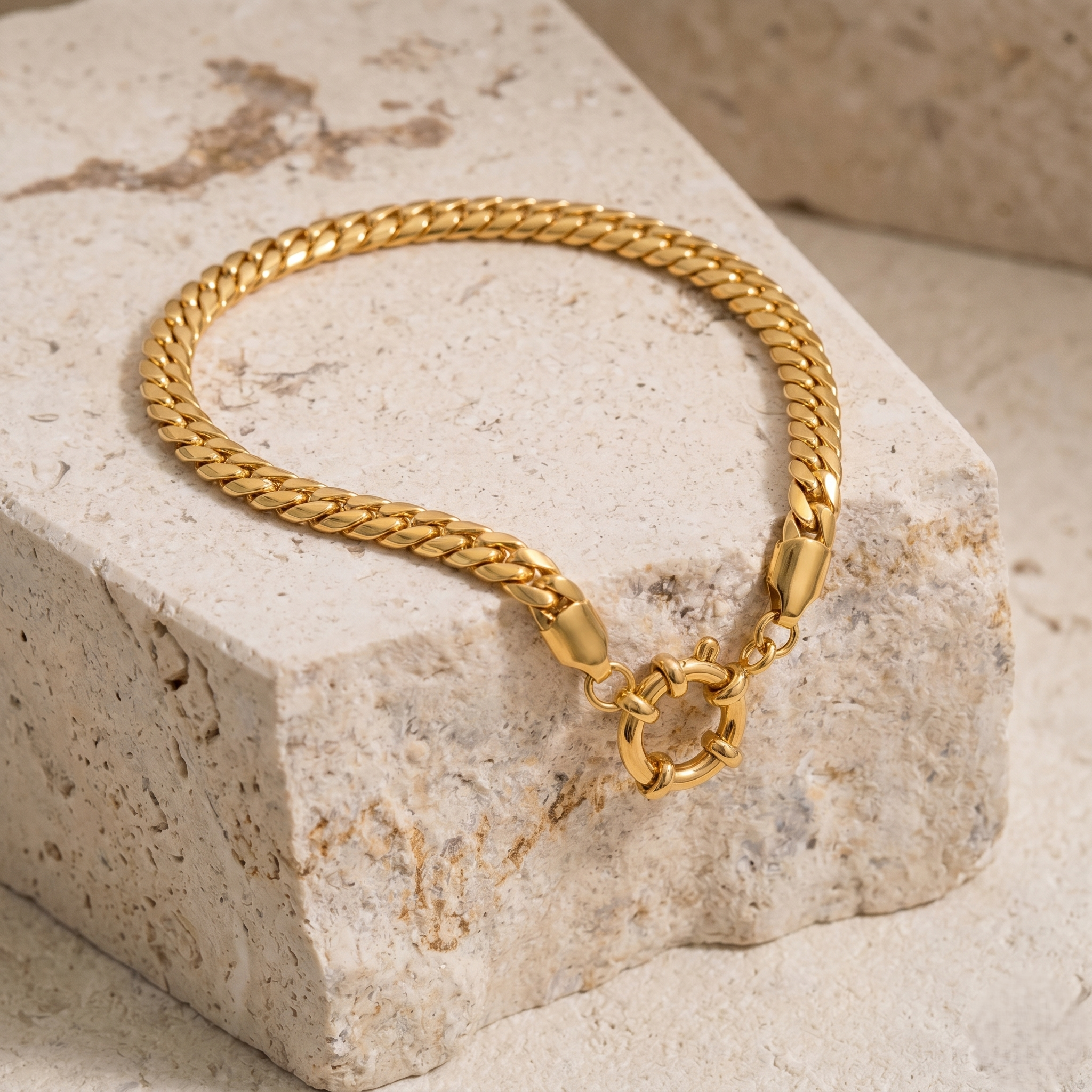 Saffron Charm Armband