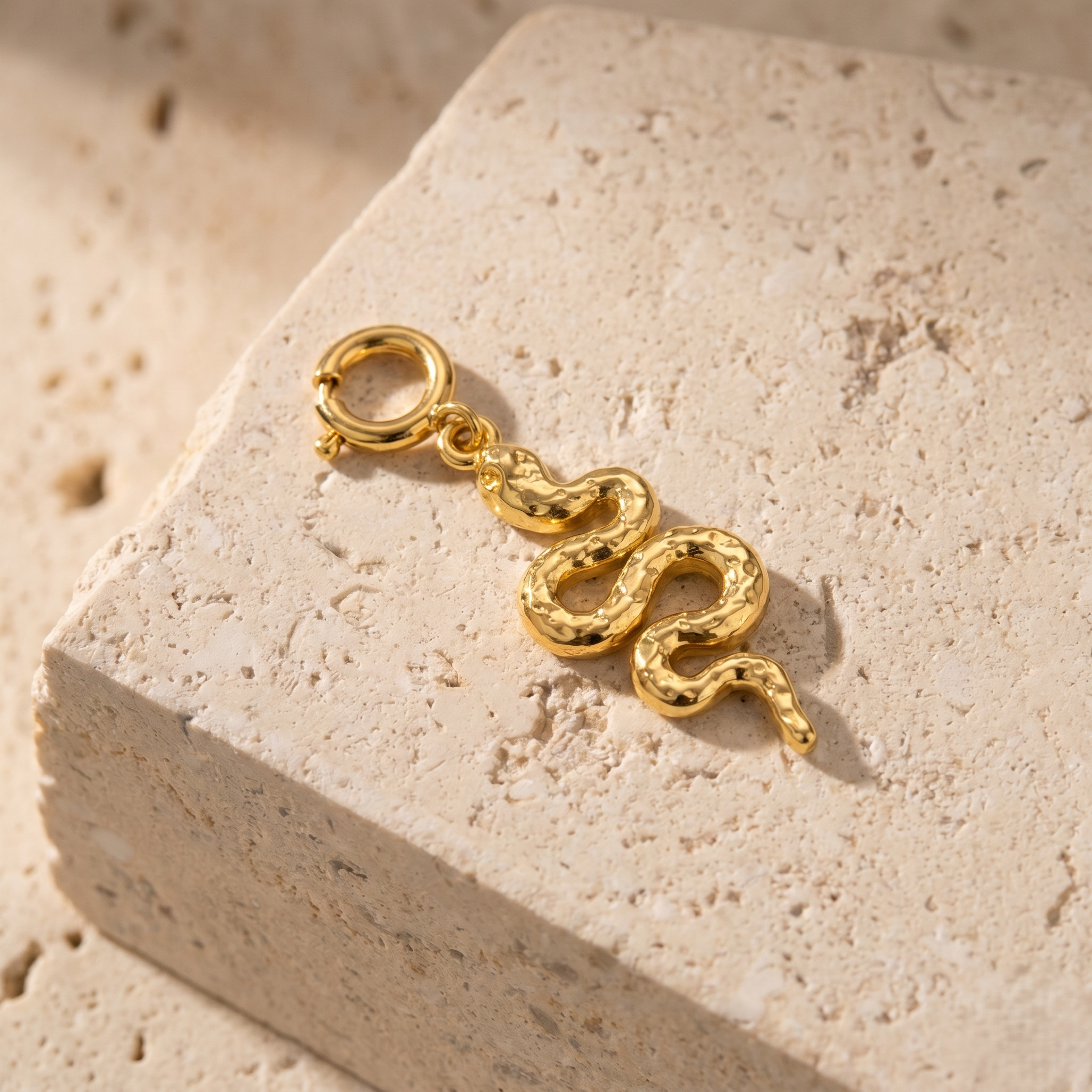 Serpentia Charm