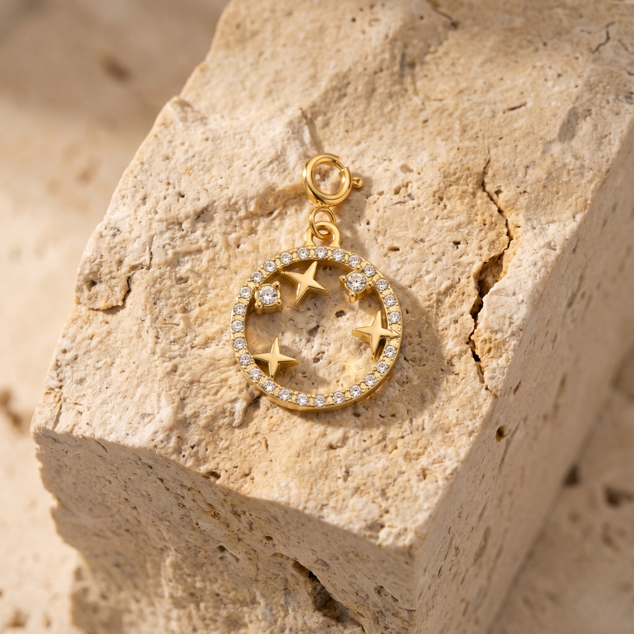 Gracya Charm